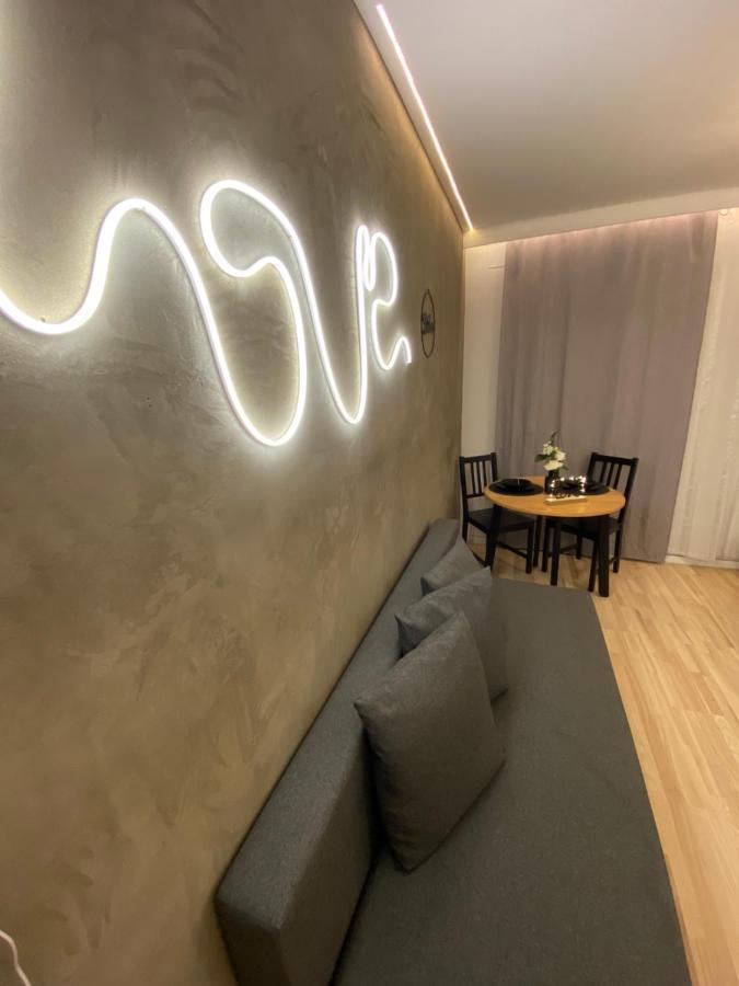 Love Glow Studio Krakow Luaran gambar